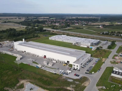 Prefabrykacja ścienna z keramzytobetonu – nowoczesne podejście firmy Formee do budownictwa
