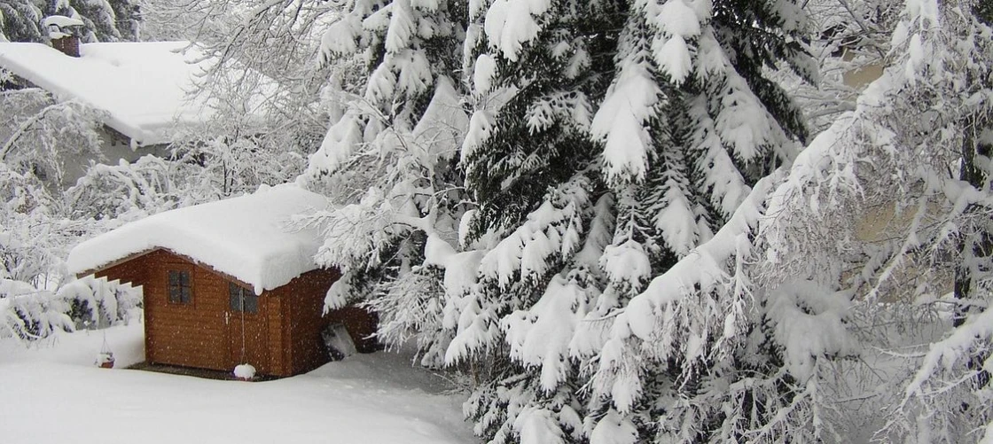 Instalacje wodne w ogrodzie – przygotowanie do zimy