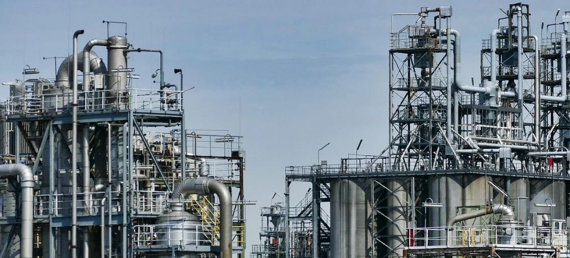 Globalna chemia w fazie stabilizacji. Liderzy rynku inwestują mimo słabego wzrostu